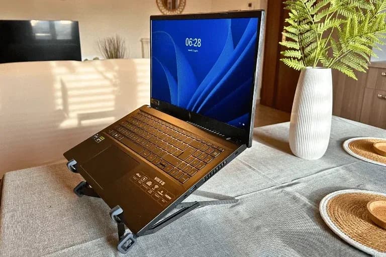 Nexstand K1 Carbon Fiber Laptop Stand Review