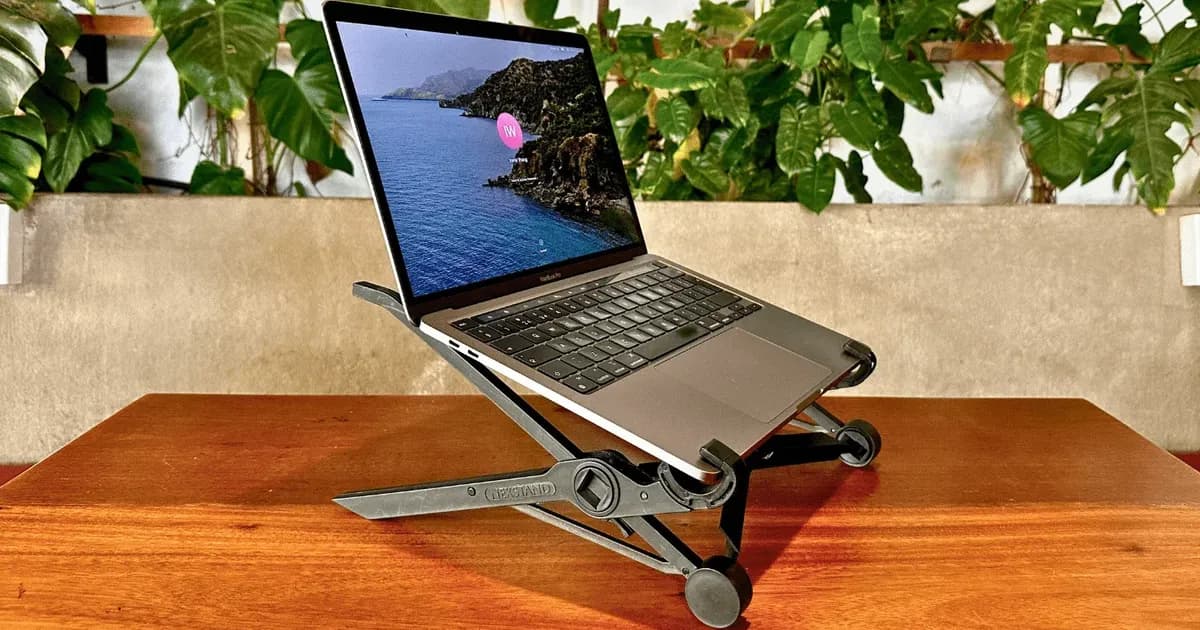 Nexstand K2 Review: Is This The Best Travel-Friendly Laptop Stand?
