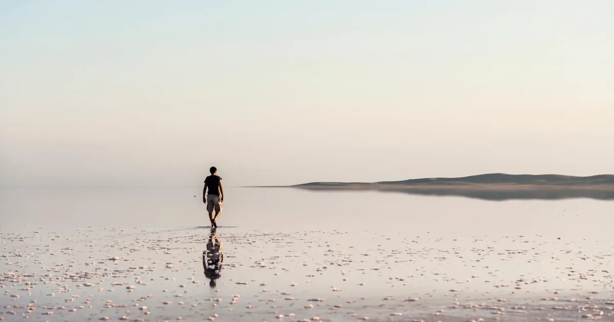 Homesickness While Traveling: 3 Simple Steps to Overcome It