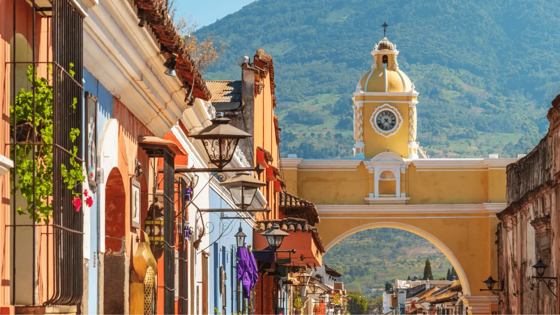 Digital Nomad Guide to Living in Antigua (Guatemala)