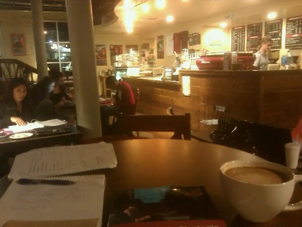 Dominican Joe Coffee Shop