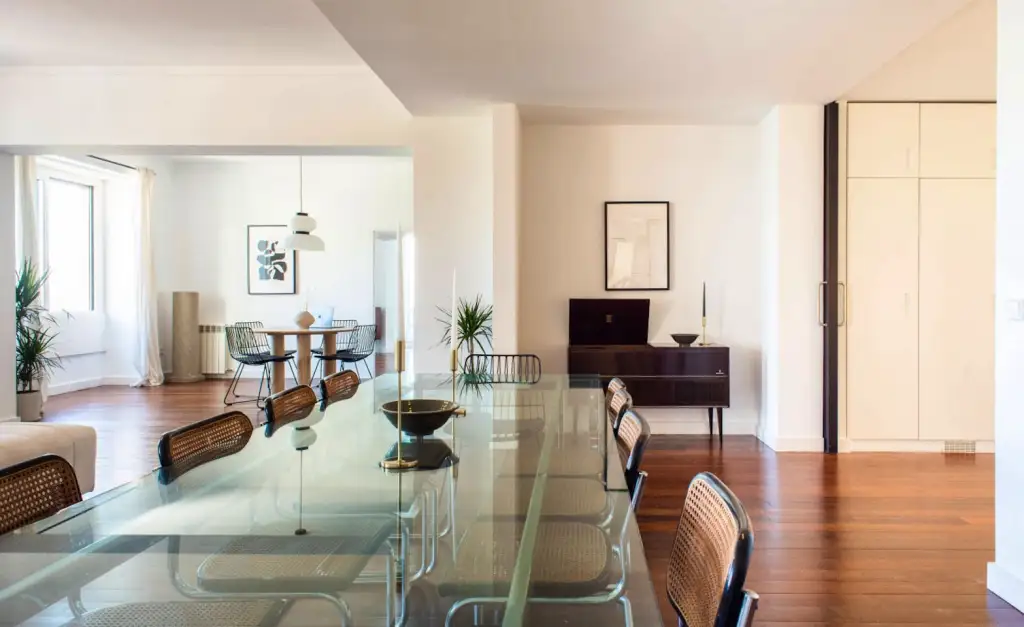 Yon Living - Yon Eduardo