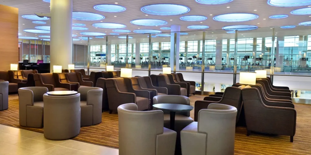 Plaza Premium Lounge (Departures) / Winnipeg