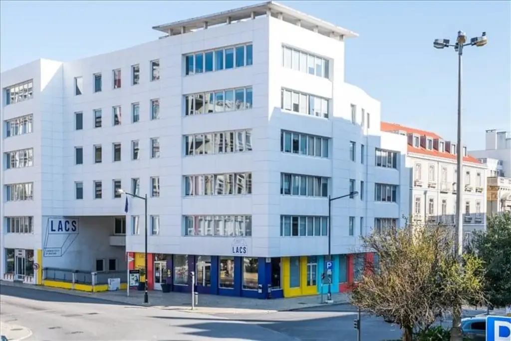 LACS - Communitivity of Creators