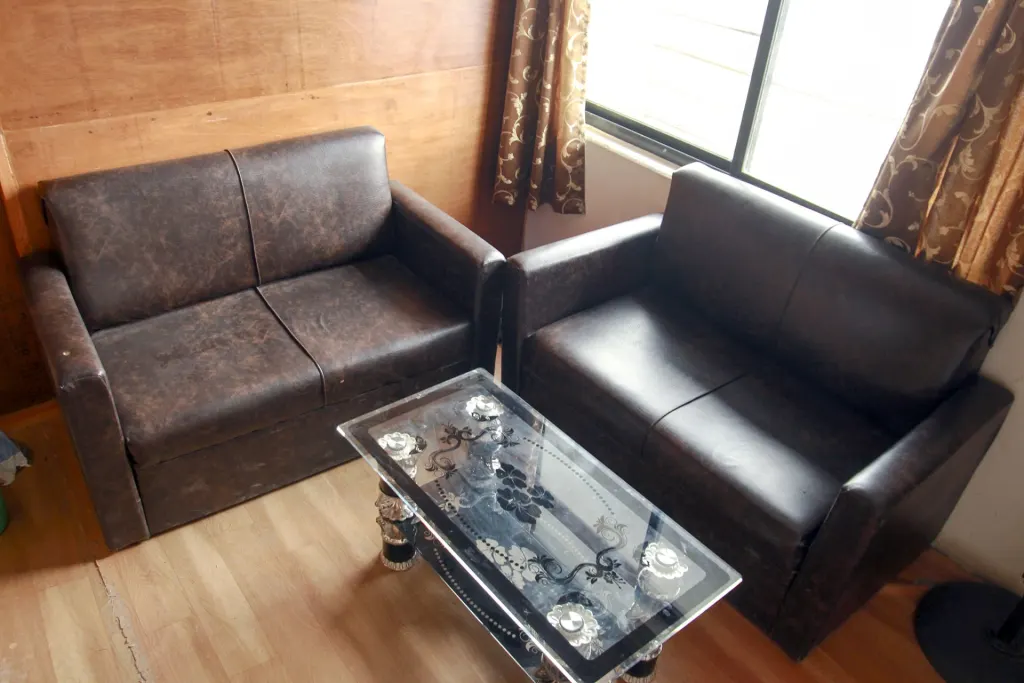 BROWNDESK co-working space