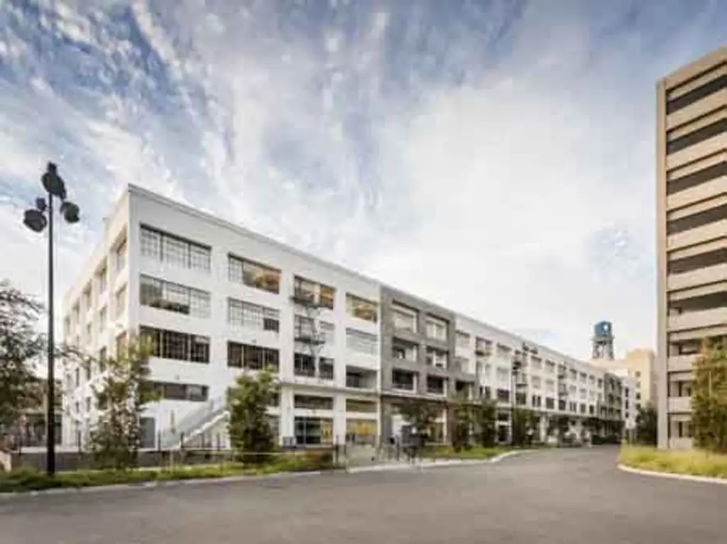 Spaces - California, Los Angeles - Spaces Fashion District DTLA