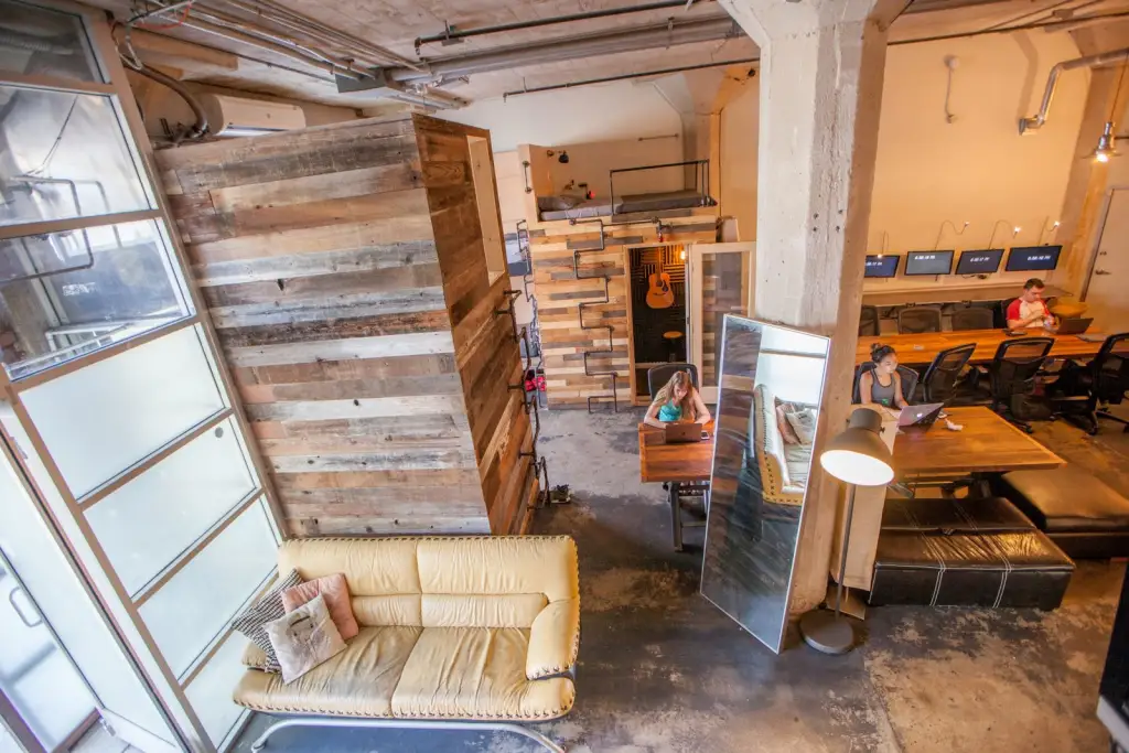 PodShare Hollywood/Vine