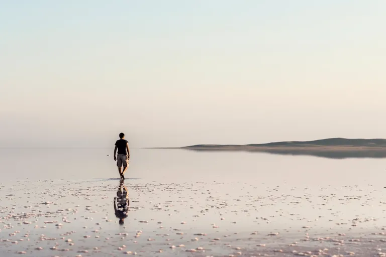 Homesickness While Traveling: 3 Simple Steps to Overcome It