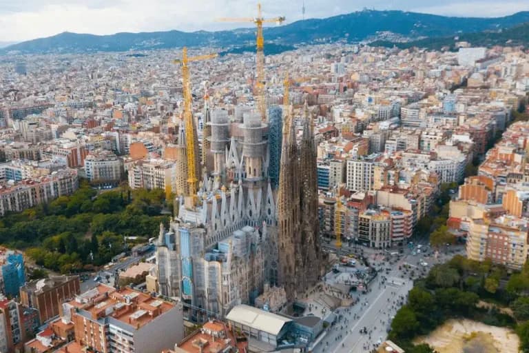 Digital Nomad Guide to Living in Barcelona