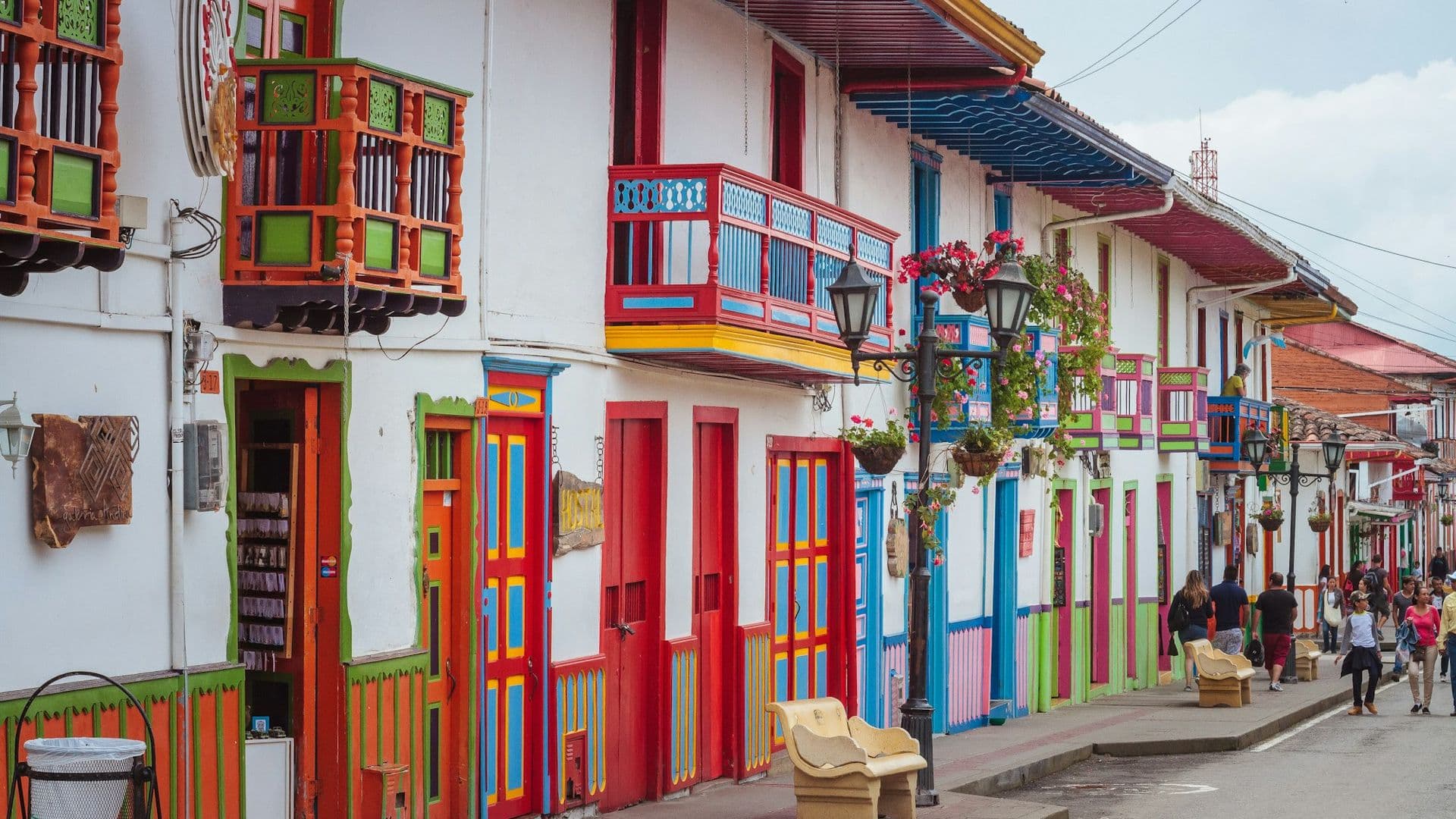 Colombia Digital Nomad Visa: Application, Costs, and Requirements