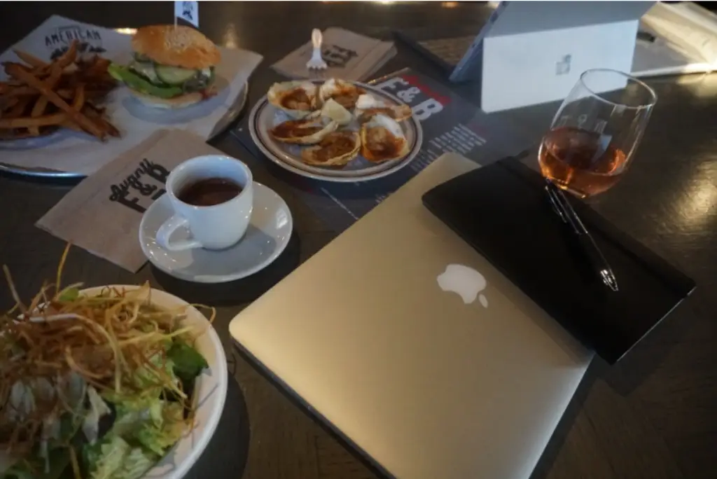 Avanti F&B, a collective eatery