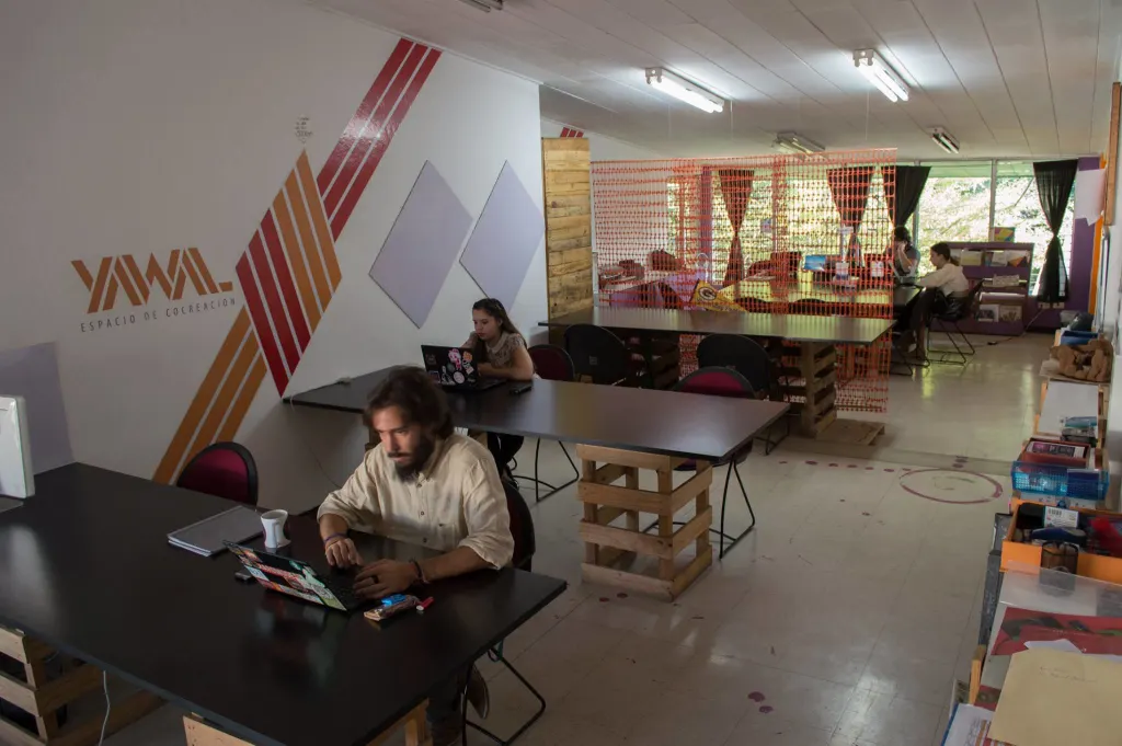 Main workspace image