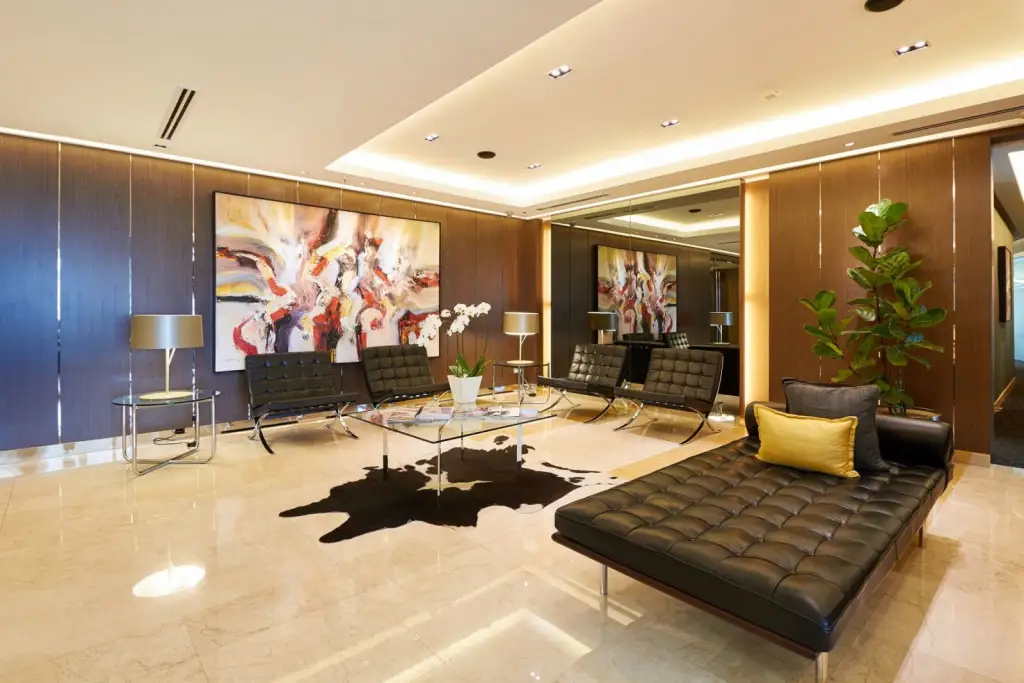 CEO SUITE - 36th F/ Menara Maxis