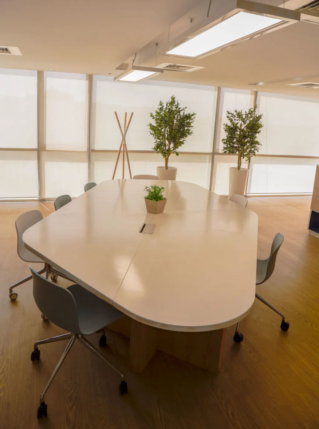 Regus Casa Twin Tower Centre 2