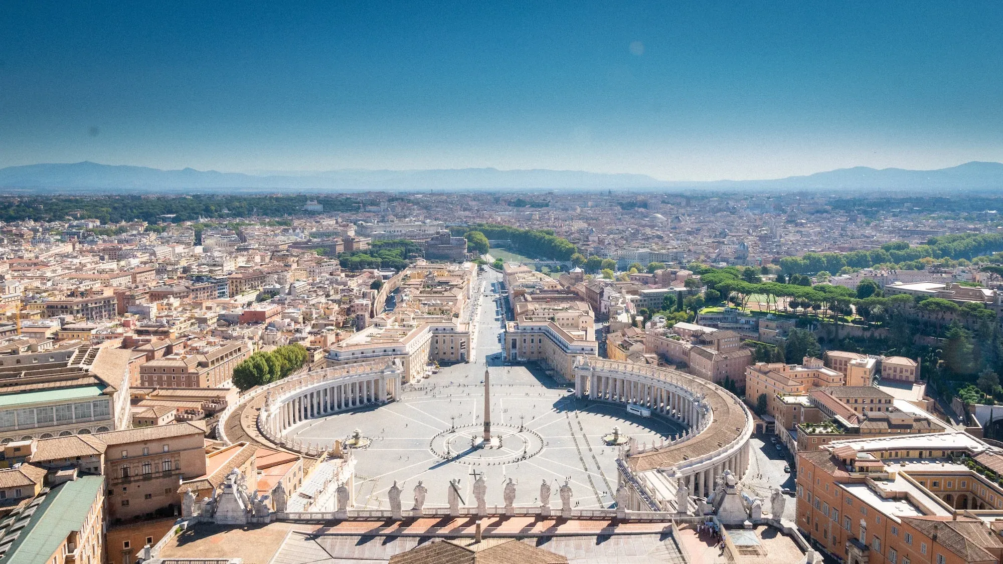 Image of Saint Peter's Church in Vatican City