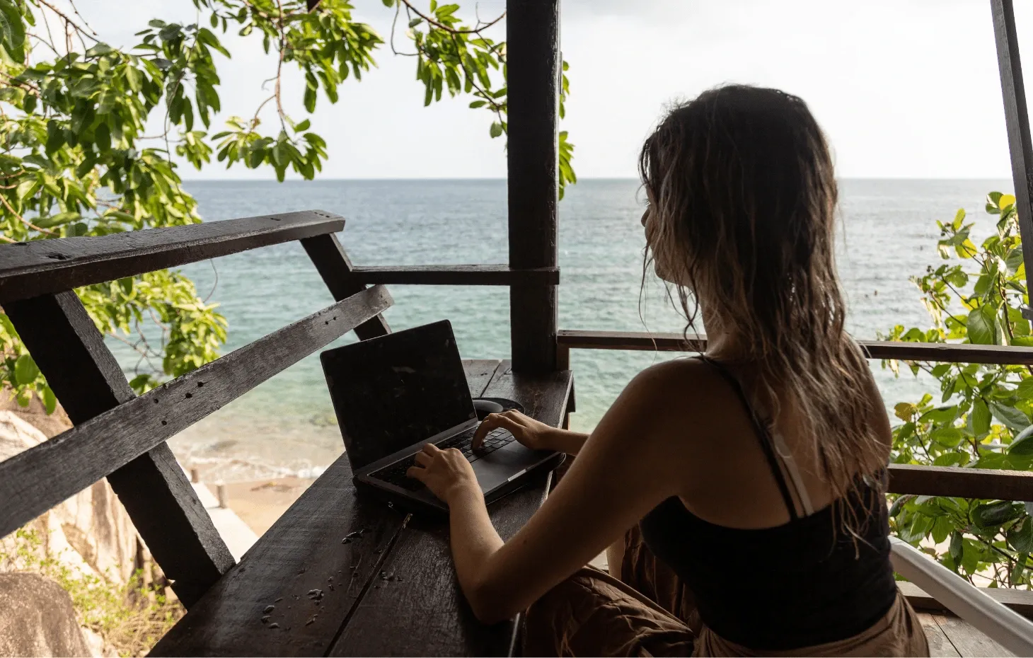 Female digital nomad working in Thailand