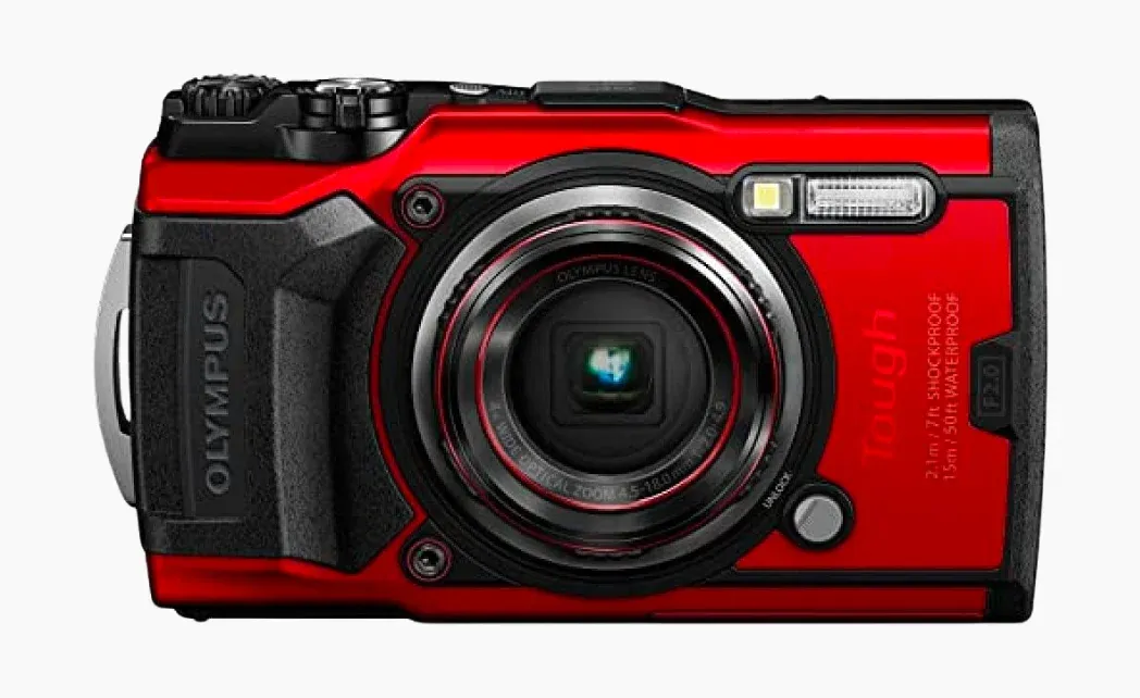 Olympus Tough TG-6, a small and compact camera for travel