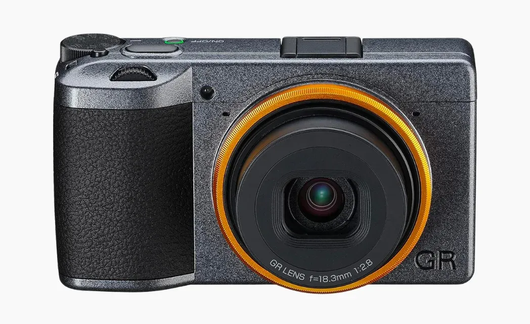 Ricoh GR III, a small and compact camera for travel