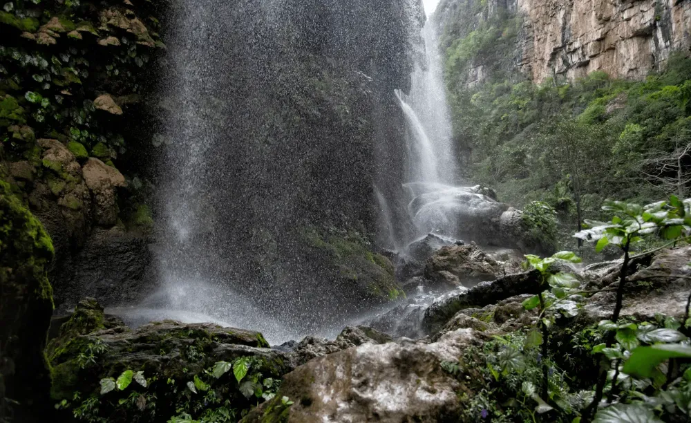 El Aguacero Fall