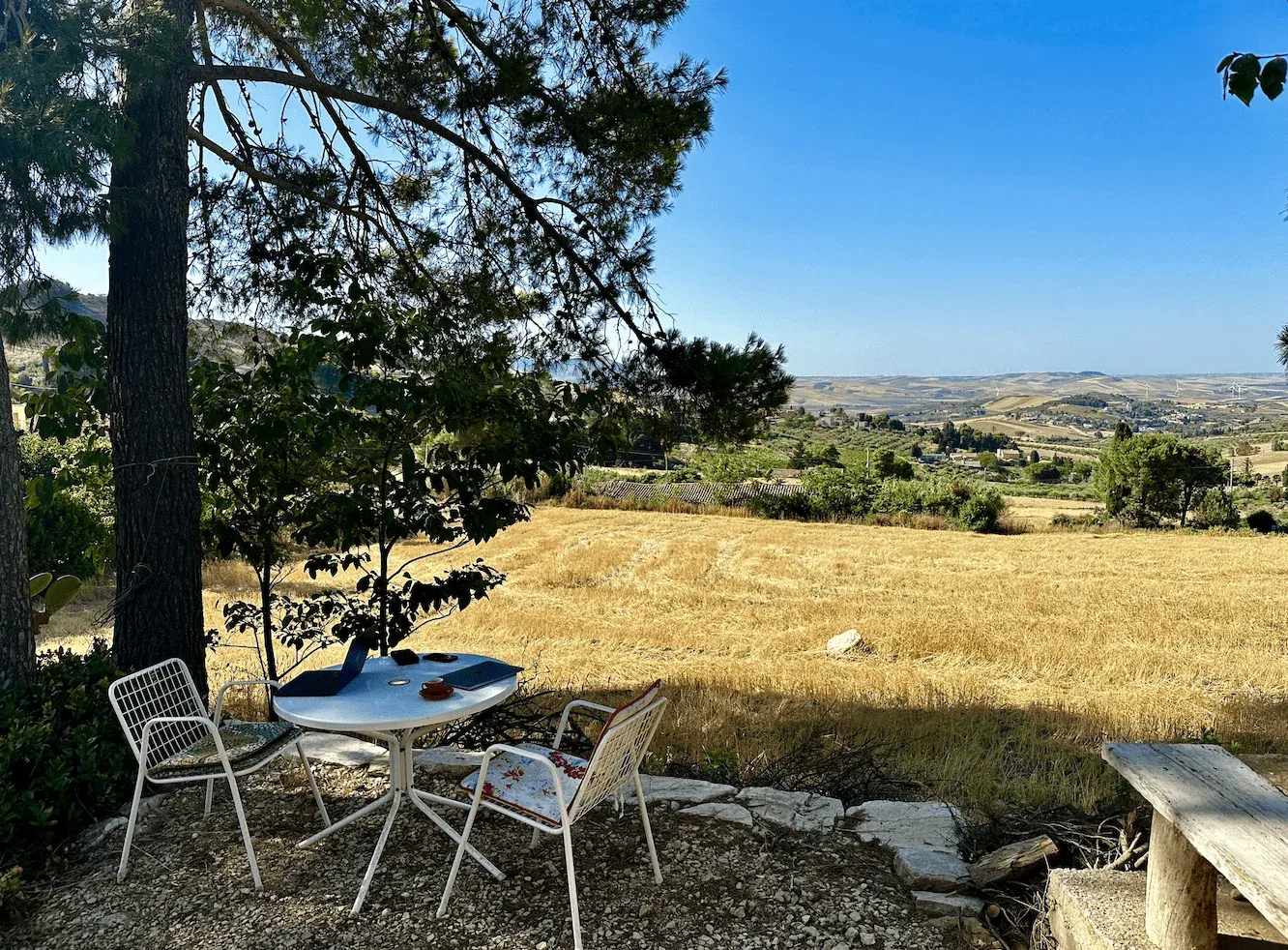 Rural Siciliy in all its splendor -- beyond the horizon, 