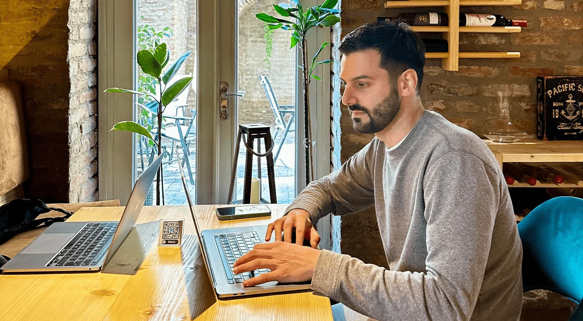 Digital nomad Luca Mussari working in Tbilisi, Georgia