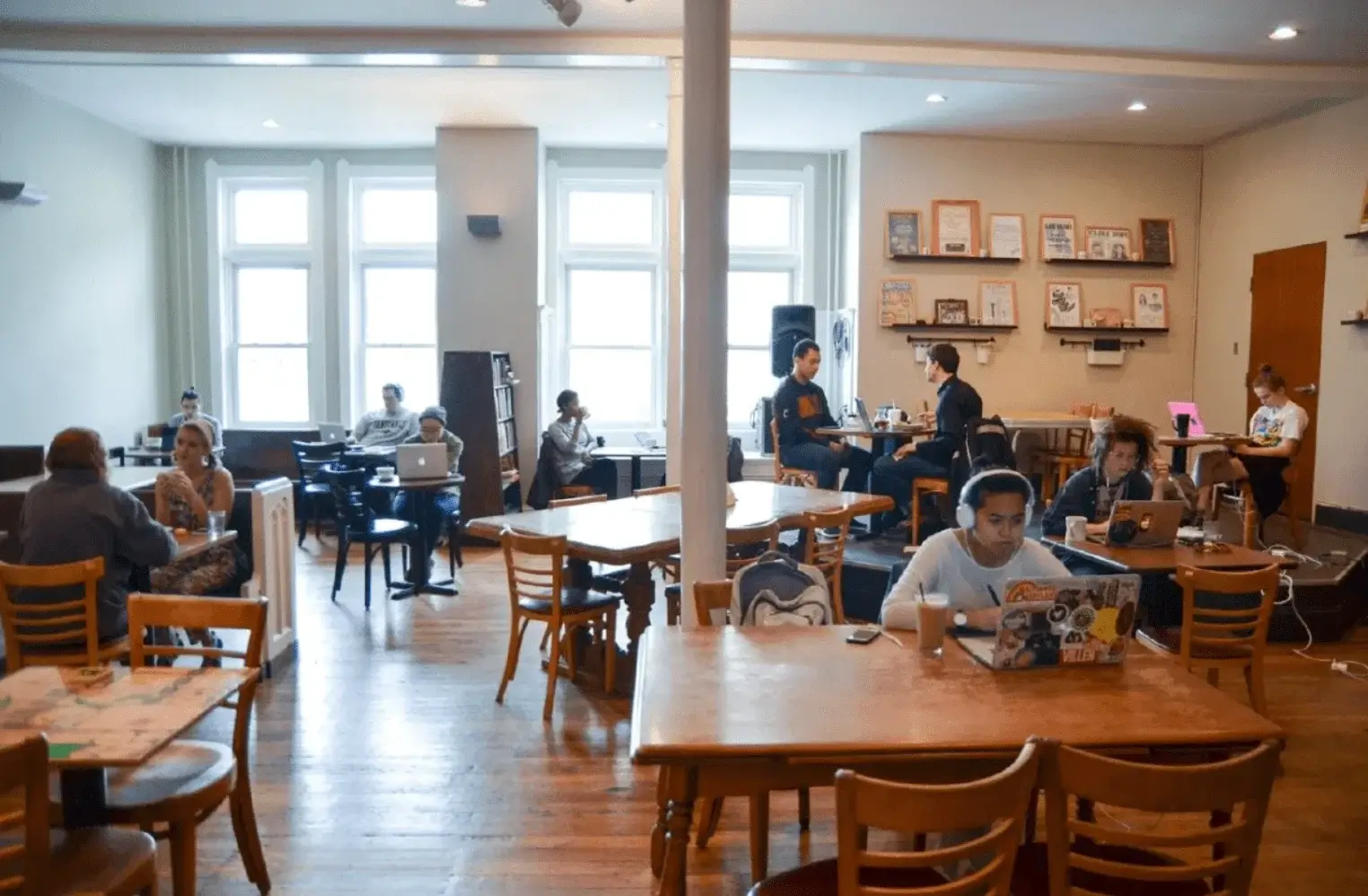 Rohs St. Café