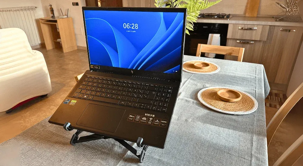 Nexstand K1 Carbon Fiber Laptop