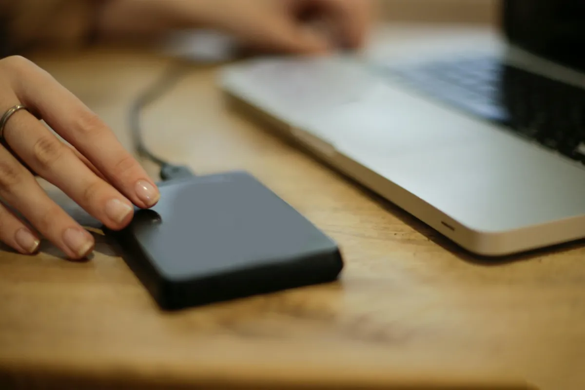 Under a thousand: This power bank is wired for work