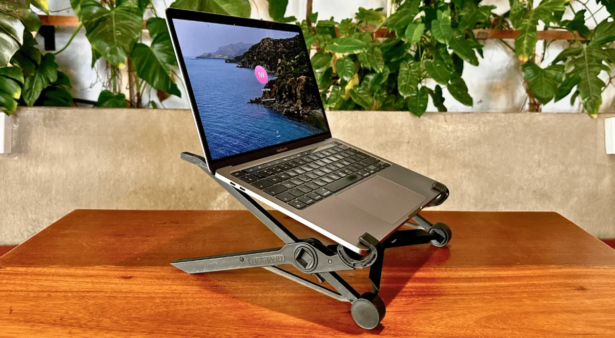 Nextstand K2 Review: Is This The Best Travel-Friendly Laptop Stand?