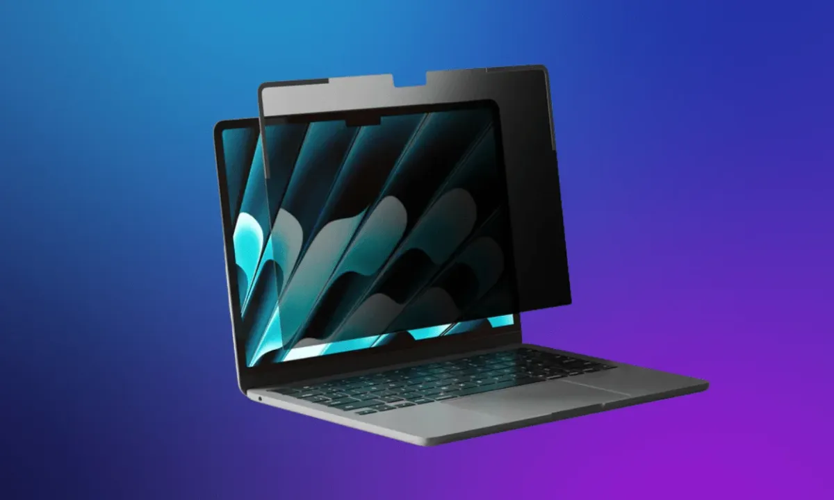 Best Laptop Screen Protectors for Digital Nomads