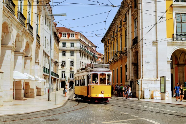 The Ultimate Digital Nomad Guide To Living in Lisbon, Portugal