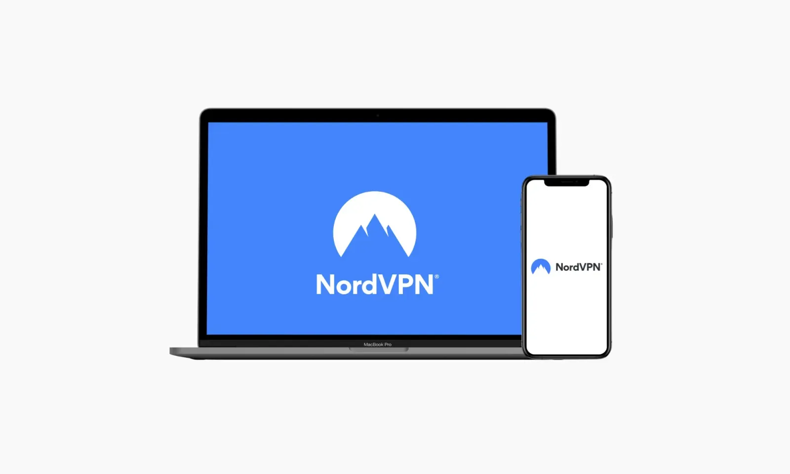 Un portatile ed un telefono con NordVPN sullo schermo
